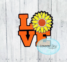 Load image into Gallery viewer, Love Sunflower